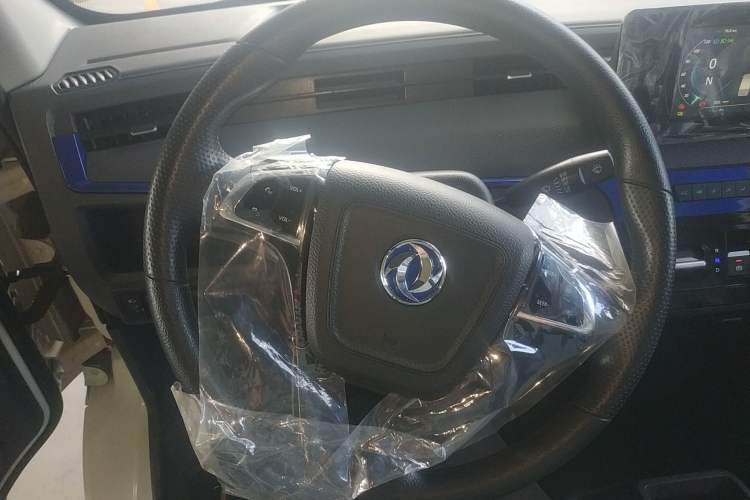 Used Dongfeng Yufeng EM27 2024 EM27L Henan Lidong 41.472 kWh Steering Wheel