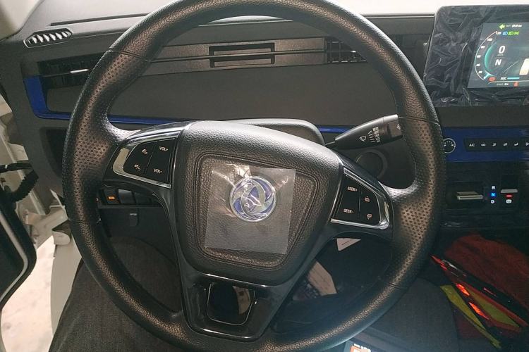 Used Dongfeng Yufeng EM27 2024 EM27L Henan Lidong 41.472 kWh Steering Wheel