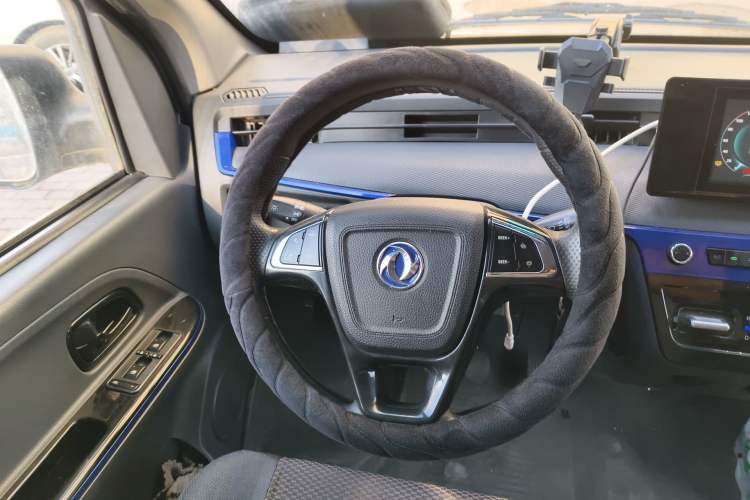 Used Dongfeng Yufeng EM27 2024 EM27 EVE Energy 41.86 kWh Steering Wheel