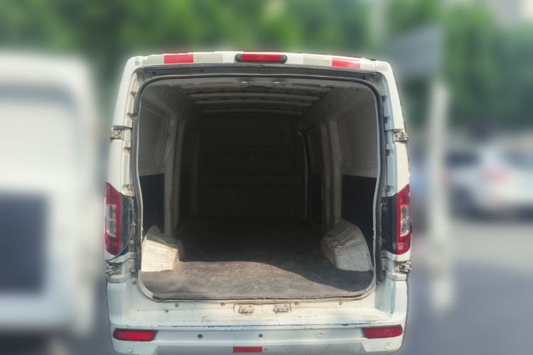 Used Dongfeng Yufeng EM27 2024 EM27L Eves Power 41.86 kWh Trunk