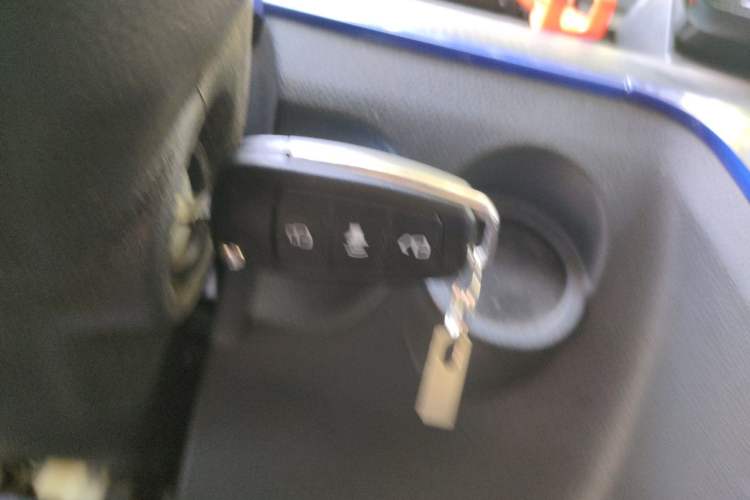 Used Dongfeng Yufeng EM27 2024 EM27L Henan Lidong 41.472 kWh Vehicle Key