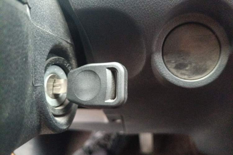 Used Dongfeng Yufeng EM27 2024 EM27L Eves Power 41.86 kWh Vehicle Key