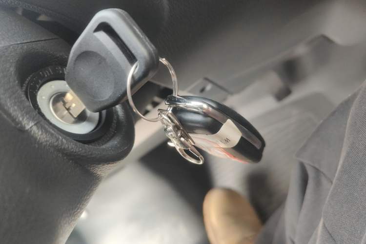 Used Dongfeng Yufeng EM27 2024 EM27L Eves Power 41.86 kWh Vehicle Key