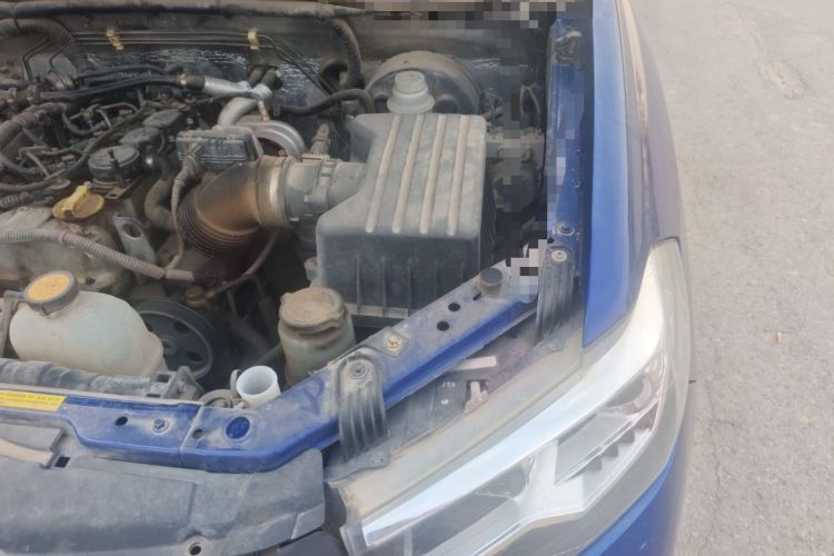 Used Dongfeng Yufeng P16 2017 1.9T Two-Wheel Drive Luxury Extended Version D19TCIE2 Engine Bay Left