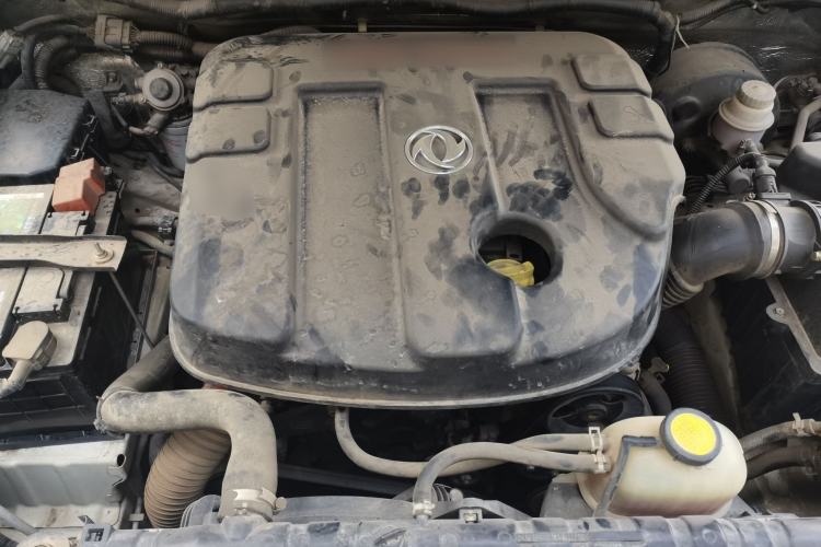 Used Dongfeng Yufeng P16 2017 1.9T Two-Wheel Drive Luxury Extended Version D19TCIE2 Engine Bay
