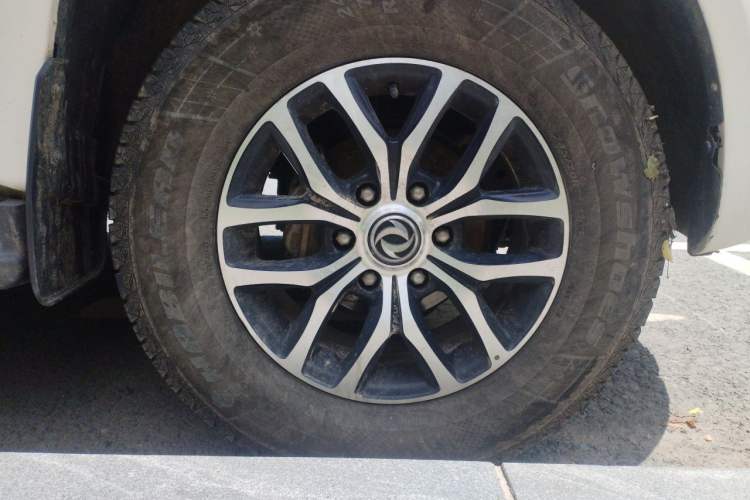 Used Dongfeng Yufeng P16 2019 2.4L Gasoline 4x4 Luxury Long-Wheelbase Version 4G69S4N Right Front Wheel Hub