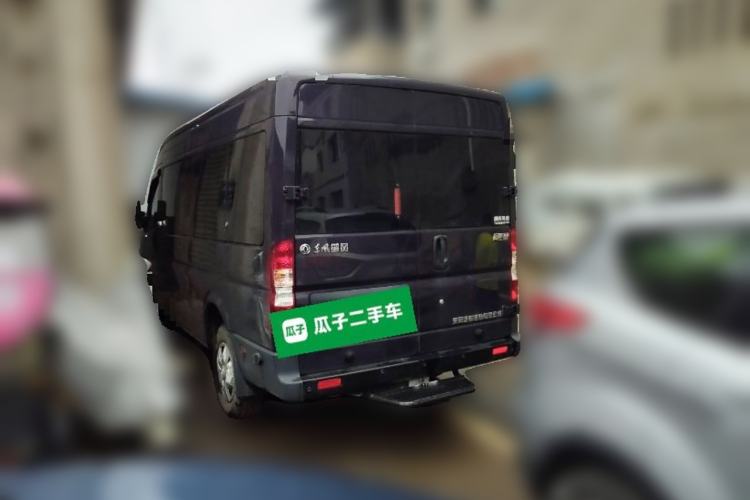 Used Dongfeng Yufeng 2021 2.4T Rear-Drive Logistics Vehicle Long Wheelbase Mid-Roof 6-9 Seater China VI Emission Standard YCY24140-60 Rear Left 45 Deg