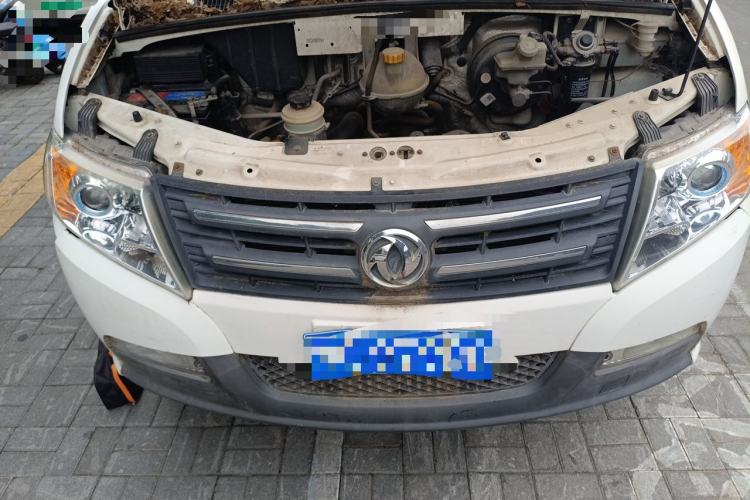 Used Dongfeng Yufeng 2012 3.0T Short Wheelbase Mid-Top ZD30 Edition Engine Bay