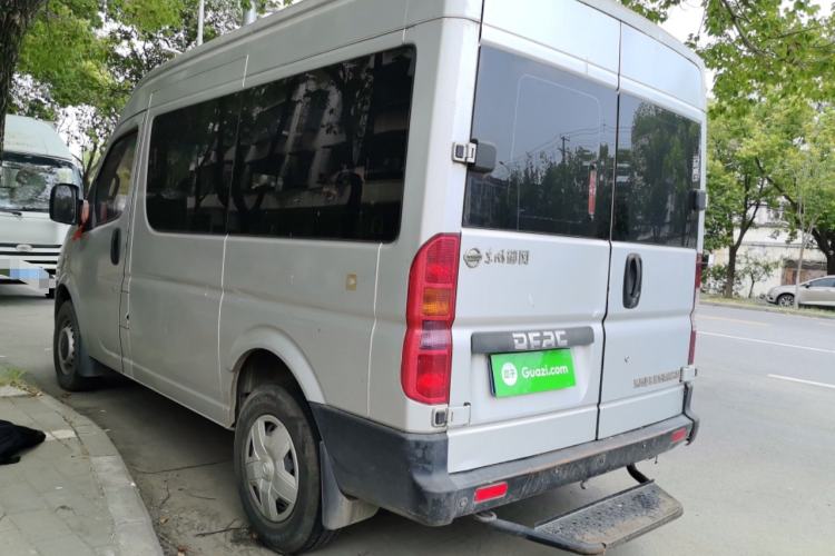 Used Dongfeng Yufeng 2014 2.5T YuliBao Logistics Vehicle Standard Features Include Short Wheelbase with Mid-Roof ZD25 Rear Left 45 Deg