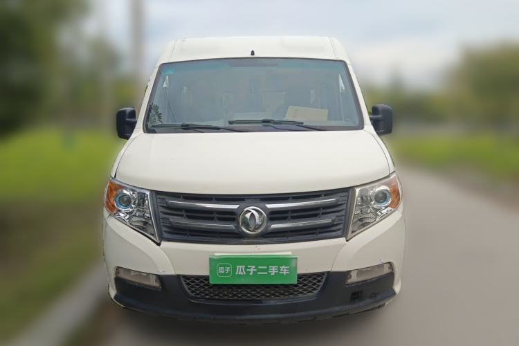 Used Dongfeng Yufeng 2014 3.0T Lingyun Version Short Wheelbase Mid-Roof Emission Standard IV ZD30 Front