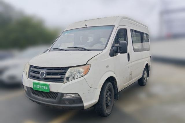 Ojetý Dongfeng Yufeng 2014 2.5T YuliBao Logistics Vehicle Standard Features Include Short Wheelbase with Mid-Roof ZD25