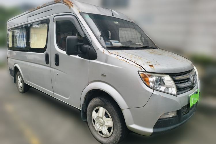 Used Dongfeng Yufeng 2015 2.5T Lingyun Edition Yulibao standard-equipped long-wheelbase mid-roof ZD25 Front Right 45 Deg