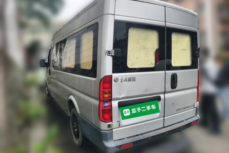 Used Dongfeng Yufeng 2015 2.5T Lingyun Edition Yulibao standard-equipped long-wheelbase mid-roof ZD25 Rear Left 45 Deg