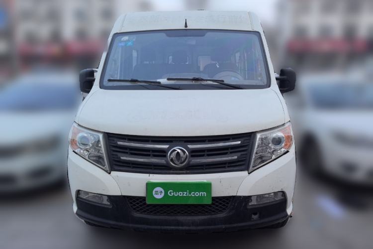 Used Dongfeng Yufeng 2015 2.5T Lingyun Edition Yulibao standard-equipped long-wheelbase mid-roof ZD25 Front