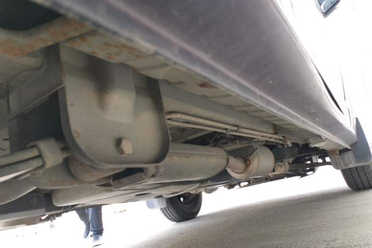 Used Dongfeng Yufeng  Chassis Rear Right