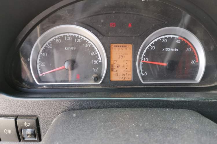 Used Dongfeng Yufeng  Instrument Cluster