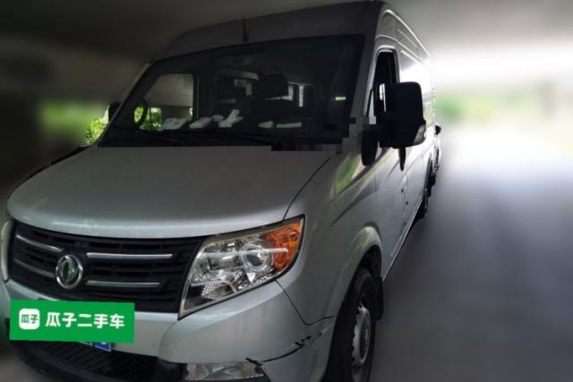 Dongfeng Yufeng 2016 2.5T Lingyun Edition Yulibao High-End Long Wheelbase Mid-Roof ZD25 usado