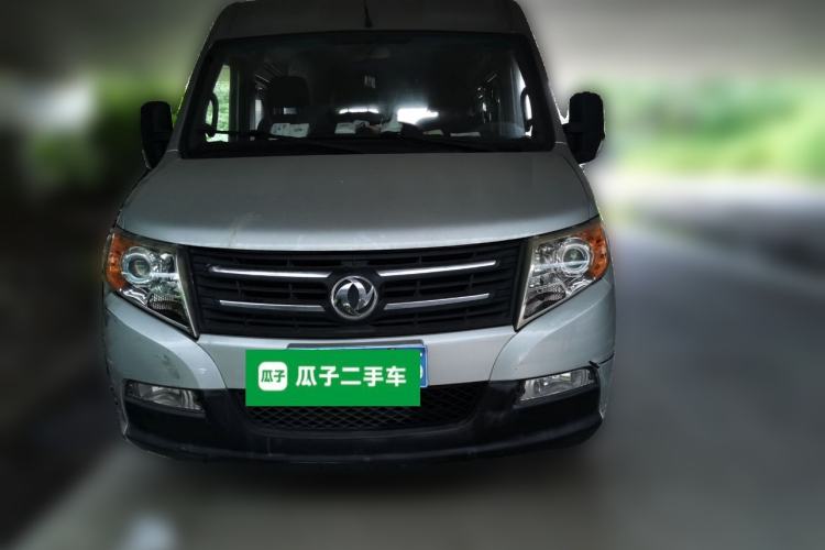 Used Dongfeng Yufeng 2016 2.5T Lingyun Edition Yulibao High-End Long Wheelbase Mid-Roof ZD25 Front