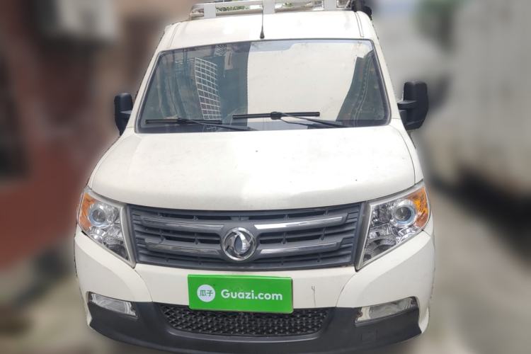 Used Dongfeng Yufeng 2016 2.5T Lingyun Edition Yulibao Short Wheelbase Mid-Roof National V ZD25 Exterior 1