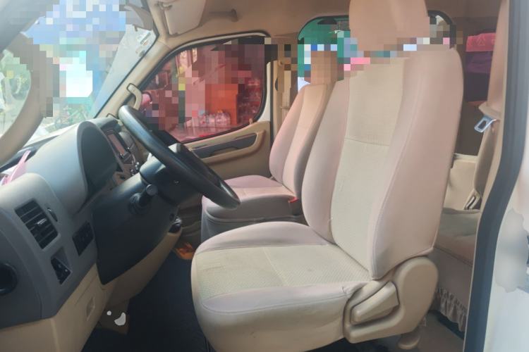 Used Dongfeng Yufeng 2016 2.5T Lingyun Edition Yulibao Premium Short Wheelbase Mid-Roof ZD25 Left Front Seat