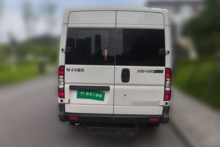 Used Dongfeng Yufeng 2016 2.5T Lingyun Van Short Wheelbase Mid-Roof China V Standard ZD25 Rear