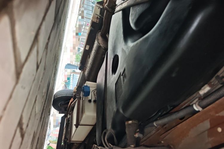 Used Dongfeng Yufeng  Chassis Front Left