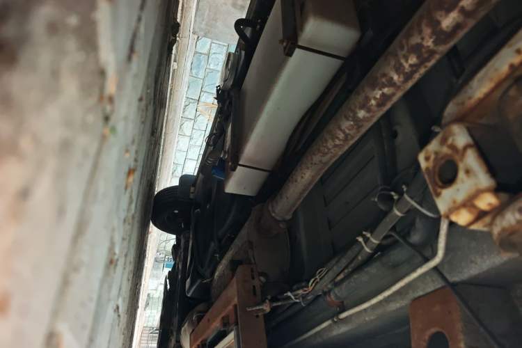 Used Dongfeng Yufeng  Chassis Rear Right