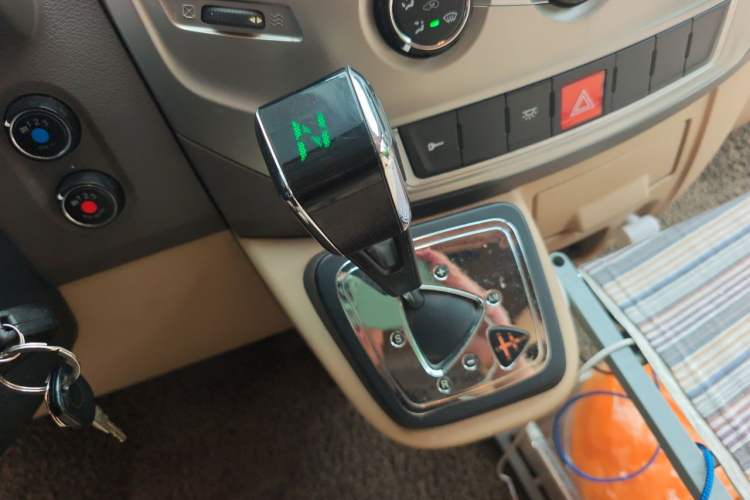 Used Dongfeng Yufeng  Gear Lever