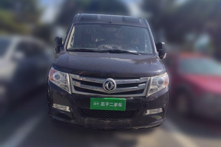 Used Dongfeng Yufeng 2018 2.5T Logistics Vehicle A100 Short Wheelbase Mid-Roof 5-9 Seater China V Standard ZD25 Front