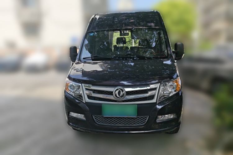 Used Dongfeng Yufeng 2018 2.5T Logistics Vehicle A100 Long Wheelbase High Roof 5-9 Seater China V Emission Standard ZD25 Front