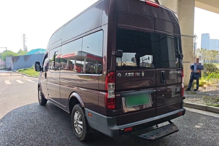 Used Dongfeng Yufeng 2018 2.5T Logistics Vehicle A100 Long Wheelbase High Roof 5-9 Seater China V Emission Standard ZD25 Rear Left 45 Deg