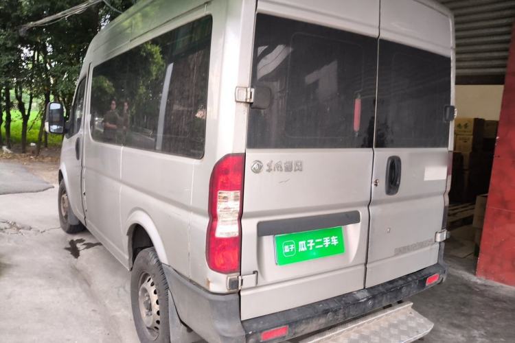 Used Dongfeng Yufeng 2018 2.3TA100 Standard Edition Logistics Vehicle Short Wheelbase Mid-Roof Design 5-9 Seater Powered by WP2.3 Rear Left 45 Deg