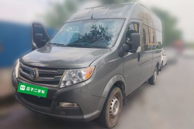 Used Dongfeng Yufeng 2018 2.5T Logistics Vehicle A100 Short Wheelbase Mid-Roof 3-Seater China V Standard ZD25