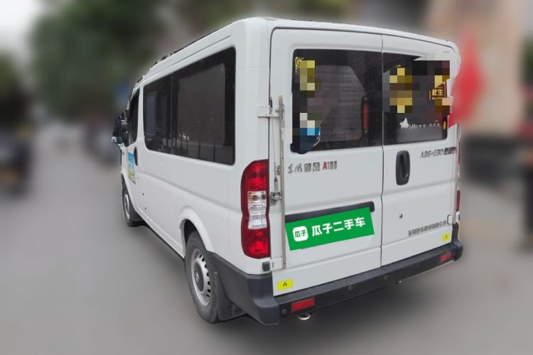 Used Dongfeng Yufeng 2018 2.5T Logistics Vehicle A100 Short Wheelbase Mid-Roof 5-9 Seater China V Standard ZD25 Rear Left 45 Deg