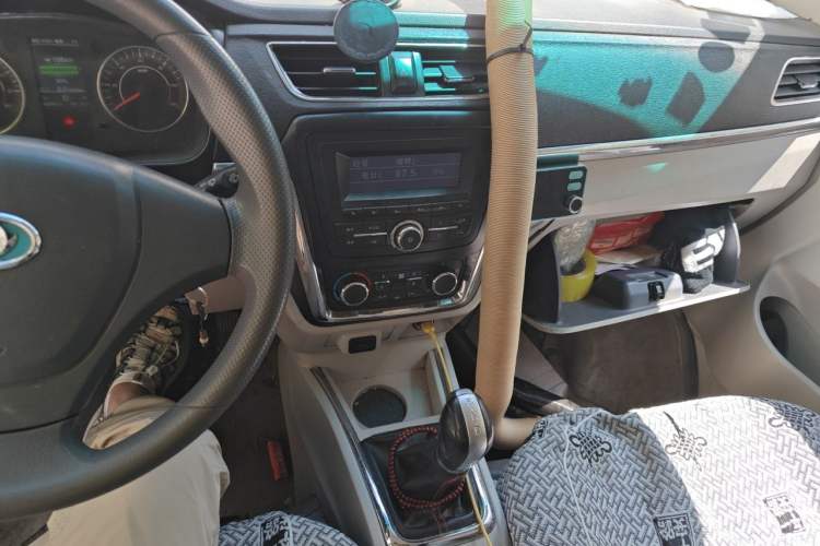 Used Dongfeng Yufeng  Audio And AC Panel