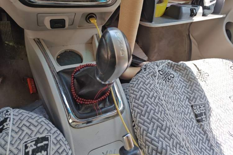 Used Dongfeng Yufeng  Gear Lever