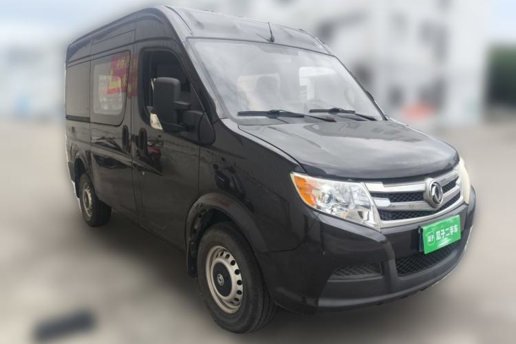 Used Dongfeng Yufeng 2020 2.3T Economy Standard Edition Logistics Vehicle Short Wheelbase Mid-Roof Design 5-9 Seats WP2.3 Front Right 45 Deg