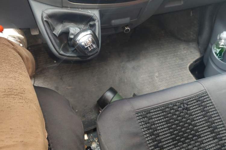 Used Dongfeng Yufeng  Gear Lever
