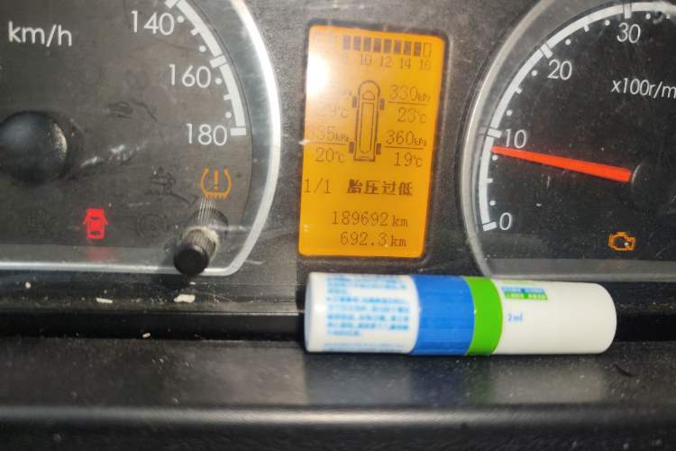 Used Dongfeng Yufeng  Odometer Close Up