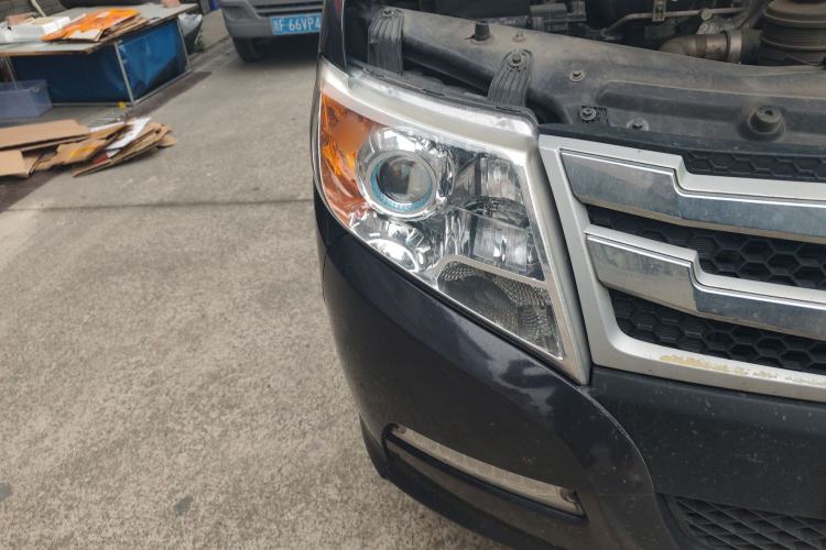Used Dongfeng Yufeng  Right Front Headlight