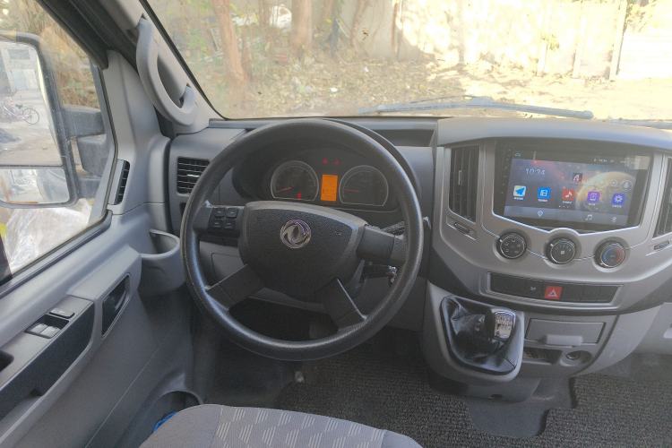 Used Dongfeng Yufeng 2020 2.3T Economy Logistics Vehicle Long Wheelbase High Roof 5-9 Seater WP2.3 Steering Wheel