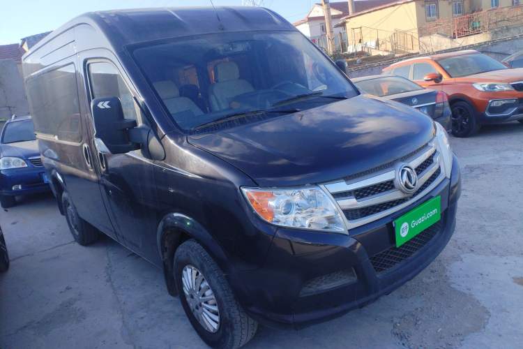 Used Dongfeng Yufeng 2020 2.3T Economy Standard Edition Logistics Vehicle Short Wheelbase Mid-Roof Design 5-9 Seats WP2.3 Exterior 2