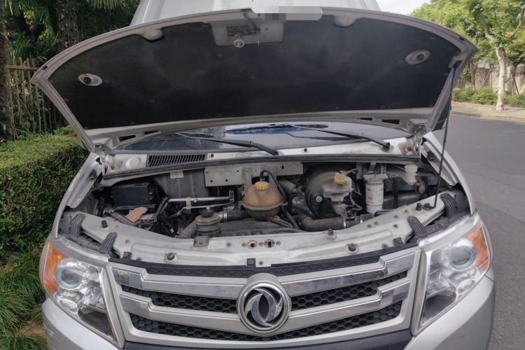 Used Dongfeng Yufeng 2020 2.3T Economy Van Long Wheelbase High Roof 3-Seater WP2.3 Engine Bay