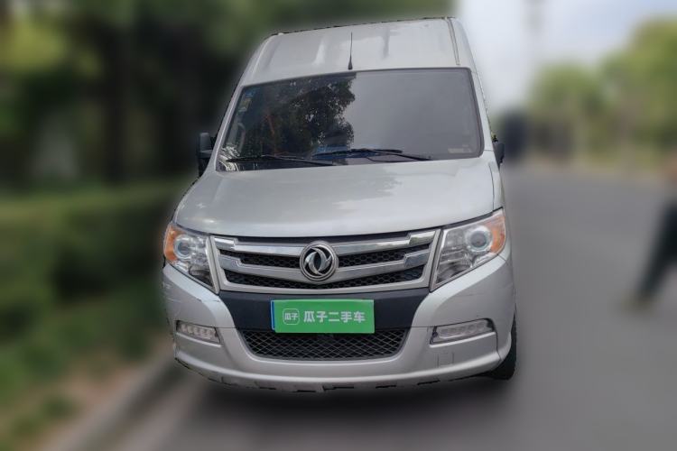 Used Dongfeng Yufeng 2020 2.3T Economy Van Long Wheelbase High Roof 3-Seater WP2.3 Front