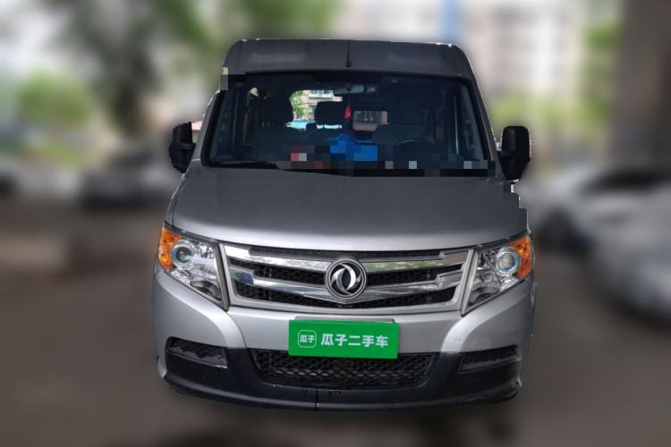 Used Dongfeng Yufeng 2020 2.3T Economy Standard Edition Logistics Vehicle Short Wheelbase Mid-Roof Design 5-9 Seats WP2.3 Front