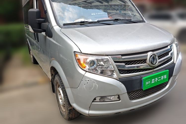 Used Dongfeng Yufeng 2020 2.3T Economy Logistics Vehicle Long Wheelbase High Roof 5-9 Seater WP2.3 Front Right 45 Deg