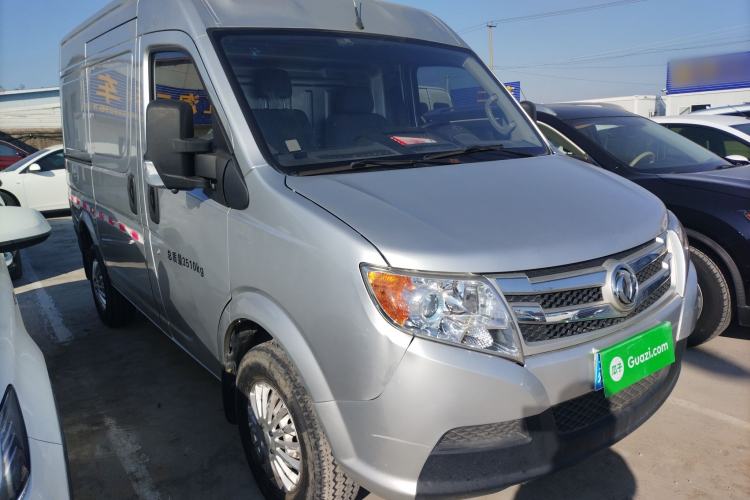 Used Dongfeng Yufeng 2020 2.3T Economy Standard Edition VAN Short Wheelbase Mid-Roof 3-Seater WP2.3 Front Right 45 Deg
