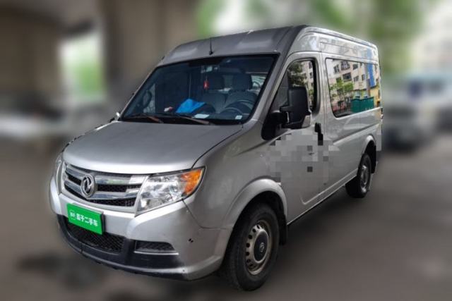 Used Dongfeng Yufeng 2020 2.3T Economy Standard Edition Logistics Vehicle Short Wheelbase Mid-Roof Design 5-9 Seats WP2.3