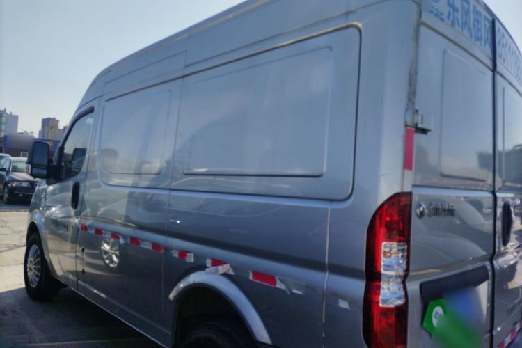 Used Dongfeng Yufeng 2020 2.3T Economy Standard Edition VAN Short Wheelbase Mid-Roof 3-Seater WP2.3 Left Side
