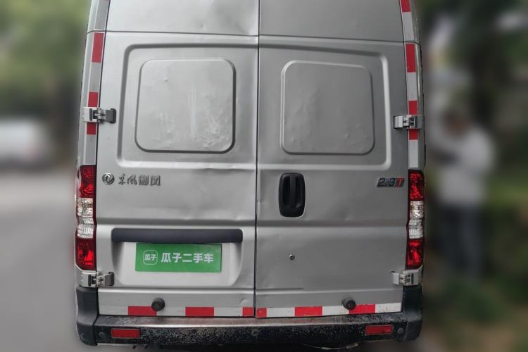 Used Dongfeng Yufeng 2020 2.3T Economy Van Long Wheelbase High Roof 3-Seater WP2.3 Rear